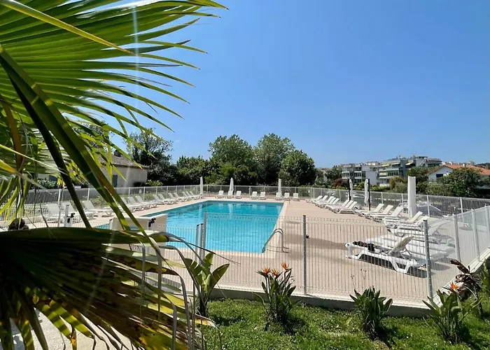 Studio 2 - Les Suites De Robinson - Residence Avec Piscine En Bord De Siagne, A Mandelieu-La-Napoule