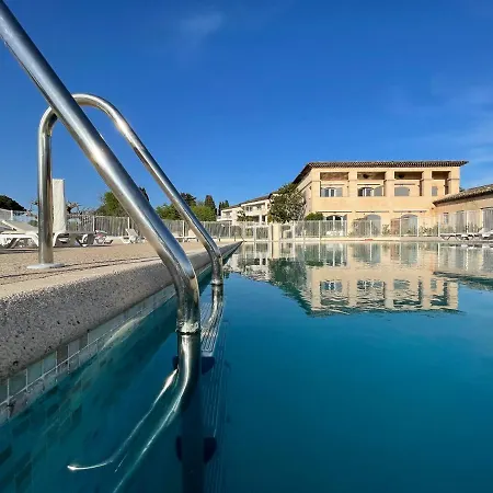 Les Suites De Robinson: Riverside Residence with Pool Mandelieu-la-Napoule Exterior photo